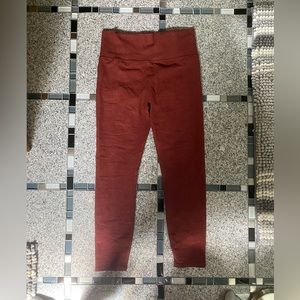 NWOT vuori leggings size L